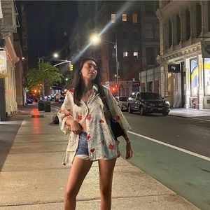 Oversized Zara floral blouse size xs